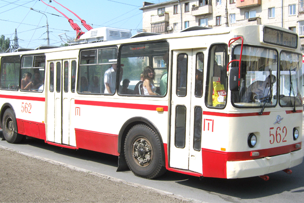 На несколько дней троллейбусы N3,8 и 14 отменят.
Фото vgorode.ua