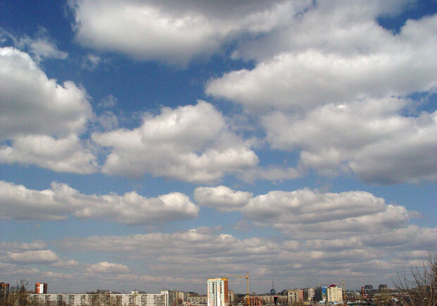 Погода в Запорожье сегодня будет противоречивой. Фото deskpicture.com.