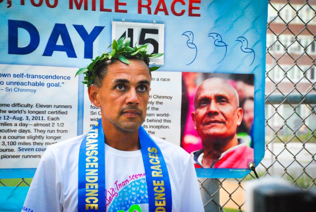 Запорожец стал победителем самого длинного забега в мире. 
Фото komentator.net