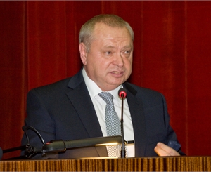 Александр Пеклушенко не так давно на должности губернатора. Фото Павла Веселкова