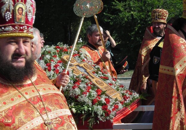 Новость - События - В Запорожье привезли христианскую реликвию