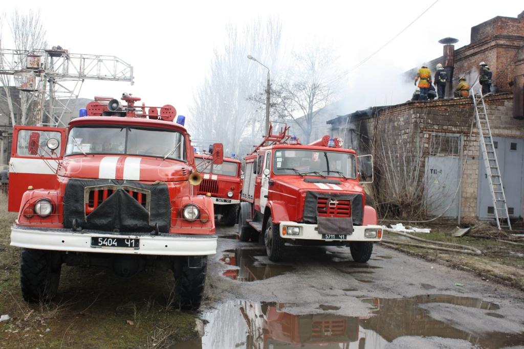 Новость - События - Смотри фото: в Днепровском районе загорелся цех