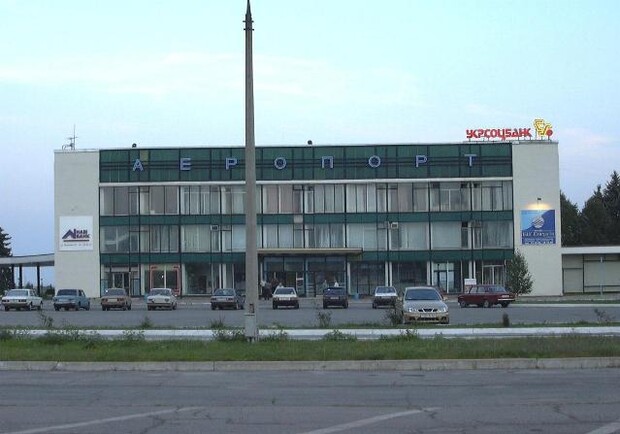 Аэпорорт получит новый грузопассажирский аэровокзальный комплекс?
Фото http://photoalbum.zp.ua