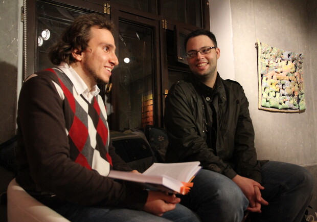 Тарас Малкович и Олесь Барлиг презентовали книгу в Запорожье
Фото автора
