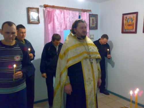 В богослужении участвовали заключенные Веселовской колонии
Фото пресс-службы Запорожской епархии