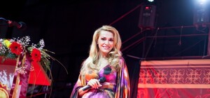  Бизнес-Оскар Луганска открывали Ольга Сумская и Мария Рак