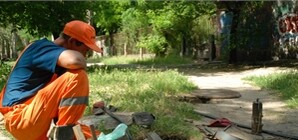 Горожане отказываются от уборки подъездов