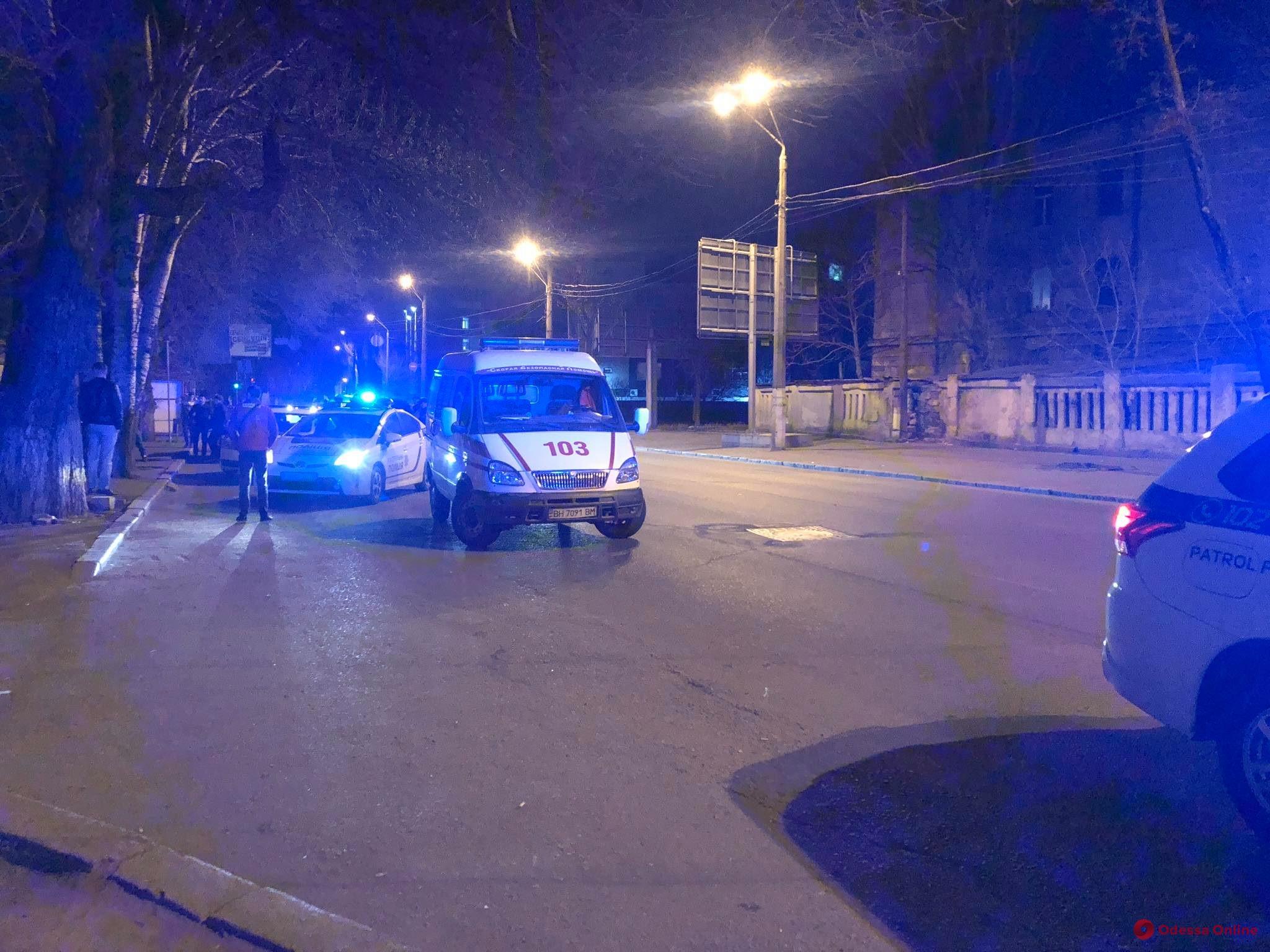 Пять экипажей полиции: на Пересыпи произошла массовая драка