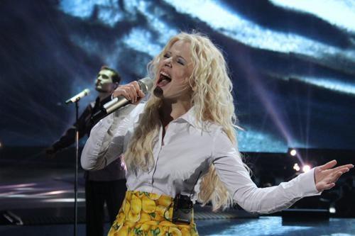 Мика Ньютон покажет на 