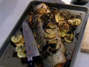 Лосось с зеленью