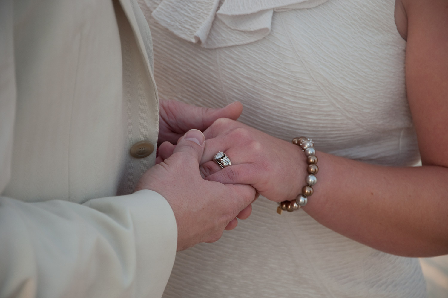 День всех влюбленных: Украинцы мечтают о сексе, ювелирных украшениях и внимании