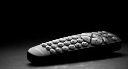 Вечер у телевизора: фильмы о войне, любимые боевики и интересные телепередачи