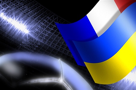 Пятница перед телевизором: болеем за сборную Украины и смотрим пародии 