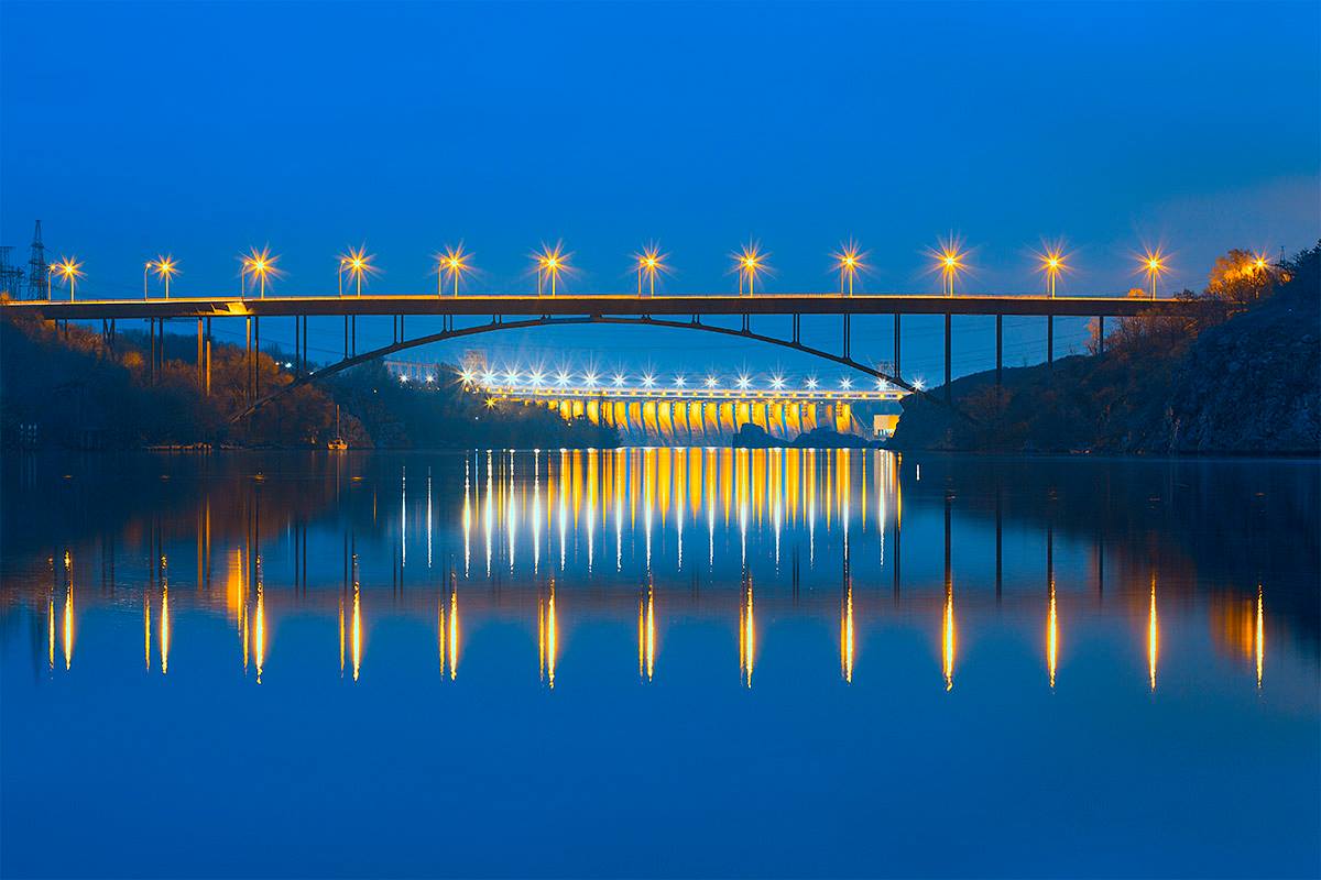 В Запорожье пенсионер упал с Арочного моста. Фото: fb Игорь Лавров