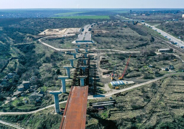 Строительство запорожских мостов. Фото: fb Юрий Голик