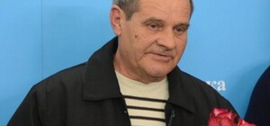 Город скорбит: умер водитель, который останавливал убийцу патрульных в Днепре