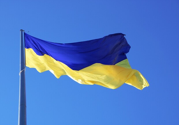 Подростки поглумились над флагом Украины: продолжение истории фото