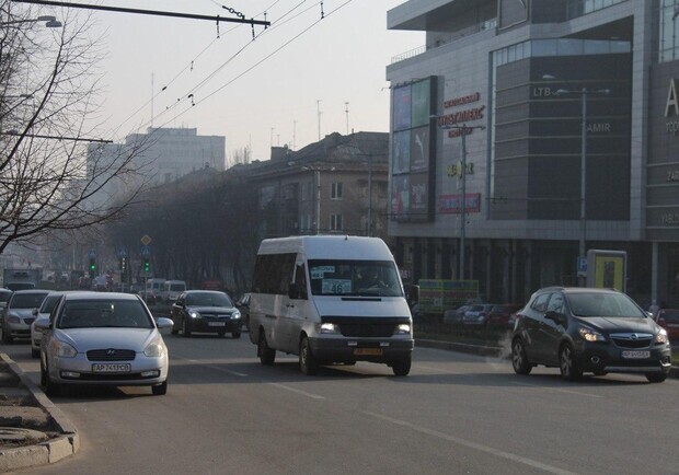 В Запорожье на одном из маршрутов может появится вместительный транспорт. Фото: Анна Покровская