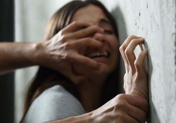 На Набережной изнасиловали девушку. Фото: Getty Images