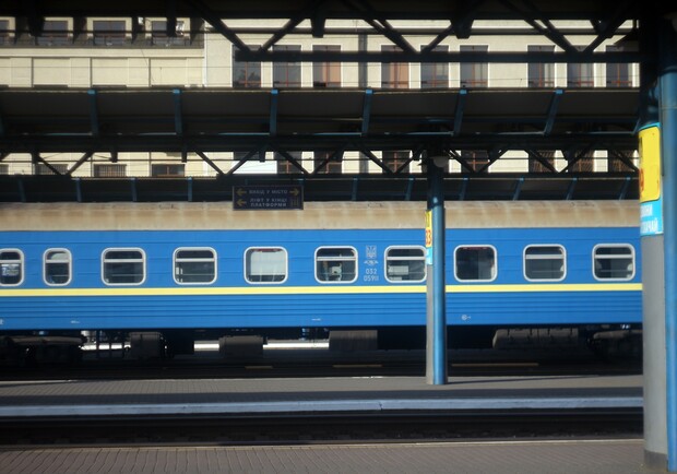 "Укрзализныця" запустила еще 12 пригородных поездов. Фото: Валерия Кушнир
