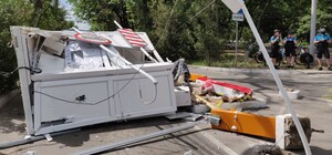 Битва за проезд: на Ланжероне и 13-й станции снесли шлагбаумы