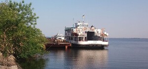 Паром между Днепропетровской и Запорожской областями: узнай график и цены