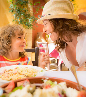 Где вкусно и безопасно поесть с ребенком: ТОП-6 кафе Полтавы