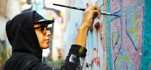 Новый стрит-арт: в центре Одессы нарисовали необычного водолаза