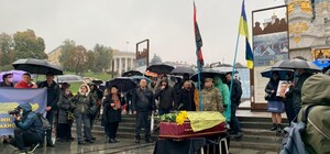 Боролся за свободу Украины: на Майдане попрощались с ветераном АТО, который поджег себя