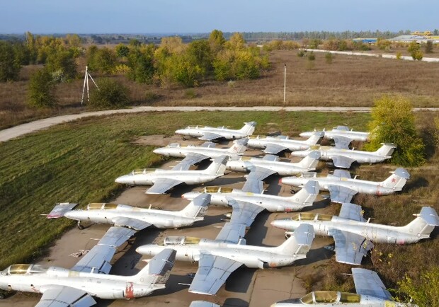 Под Запорожьем показали, как выглядит "кладбище" самолетов / фото: motolifeua