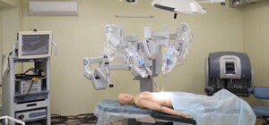 У львівській лікарні працюватиме робот-хірург: фото