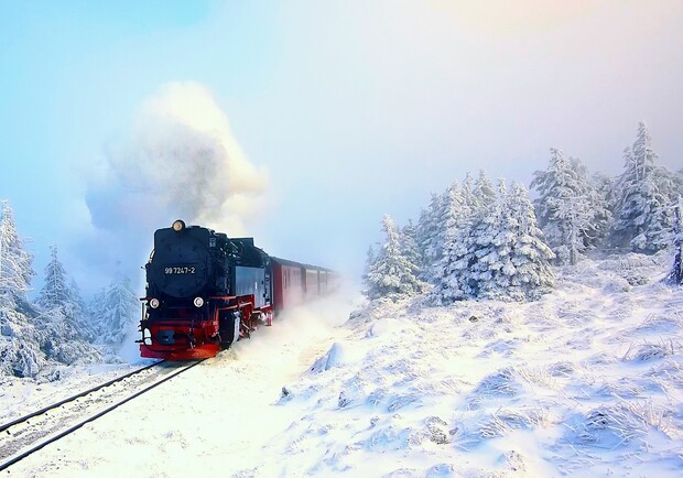"Укрзализныця" назначила поезда из Полтавы на новогодние праздники. Фото:https://avto.goodfon.ru/