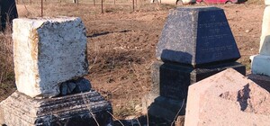 В Гуляйполе фермер вспахал старинное 