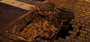 Не прошло и года: на проспекте Соборном вновь провалился асфальт