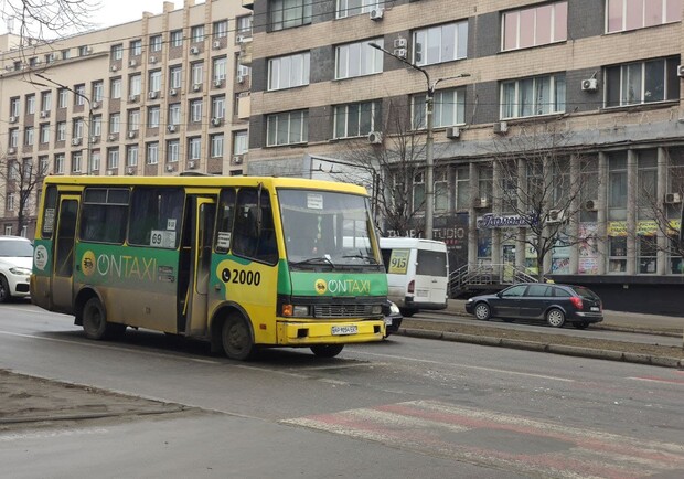 В центре Запорожья автобус попал в ДТП / фото: Vgorode, Анна Покровская