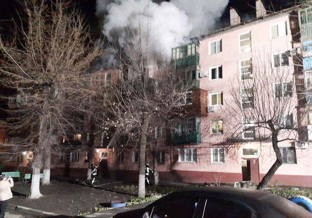 На Павло-Кичкасе горела квартира: погибли трое людей. Фото: ГСЧС