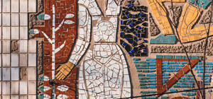 Не опять, а снова: на Русановке хотят убрать очередную историческую мозаику