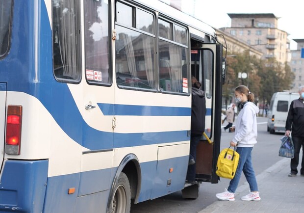 В Запорожской области закрыли 212 автобусных маршрутов. Фото: Vgorode