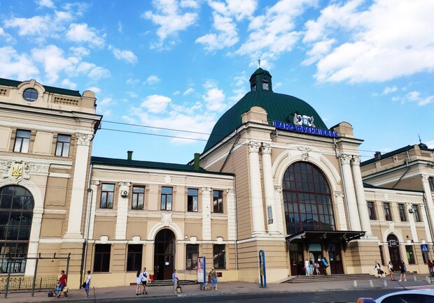 Из Запорожья отправится поезд в Прикарпатье. Фото: yonik.me
