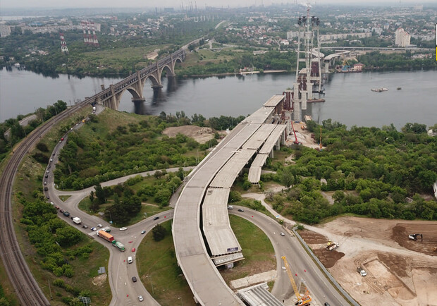 Когда планируют завершить строительство запорожских мостов. Фото: fb САД