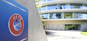 В чем причина: УЕФА приостановил дисциплинарное дело против трех клубов Суперлиги