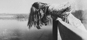 Не смогли реанимировать: женщина спрыгнула с Нового моста (видео)