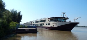 Долгожданное возобновление: в Усть-Дунайский порт зашел первый круизный теплоход 