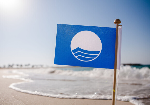 На запорожском курорте появится пляж с "Голубым флагом". Фото: Getty Images