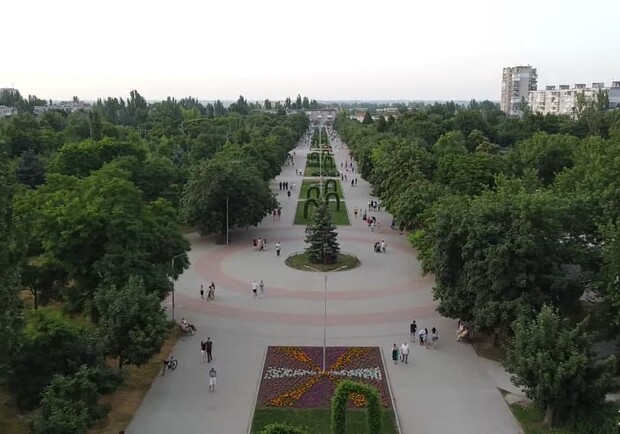 Как выглядит парк Гагарина с высоты птичьего полета. Фото из видео