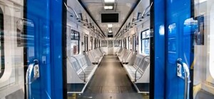 Церковная одежда, массажер и санки: что теряли в киевском метро за первые полгода 2021 