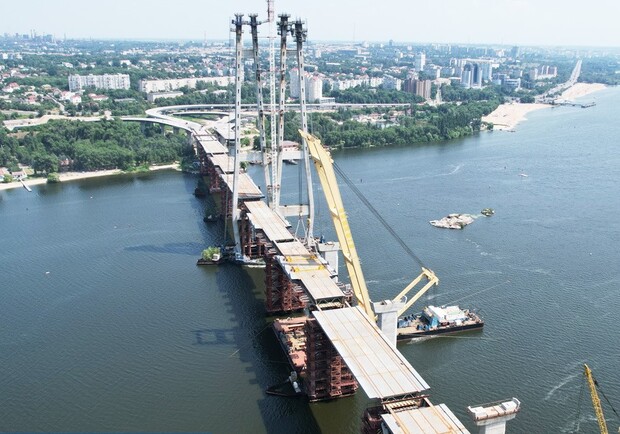 Ура: новый запорожский мост соединил два берега - фото