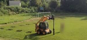 На и так ухоженном поле: в Днепре собираются построить спортплощадку