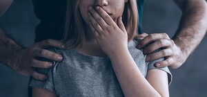 В бердянском лагере вожатый развращал 10-летнюю девочку: подробности