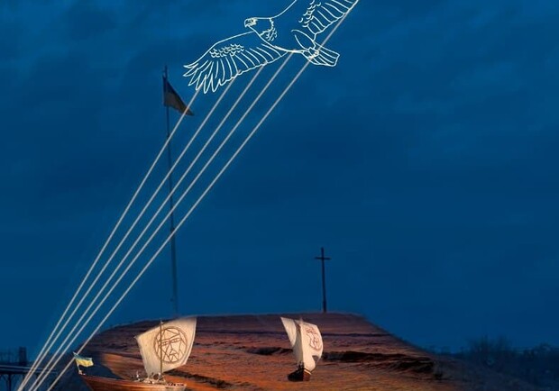 Первое в мире: на Хортице сделают лазерно-проекционное шоу на земле, небе и воде - фото Николай Каблука